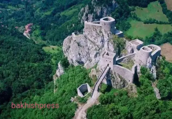 حجم بالای تردد گردشگران و فعال‌سازی ظرفیت اسکان اضطراری در سالن‌های عمومی کلیبر