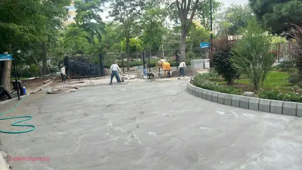 تداوم ساماندهی باغ گلستان با نوسازی سنگفرش پیاده روها