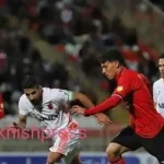 تراکتور یکنواخت بازی می‌کند